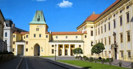 Hanácké Athény ukrývají nejcennější obraz Česka. Domorodci je ale objíždějí obloukem, více si jich cení návštěvníci odjinud