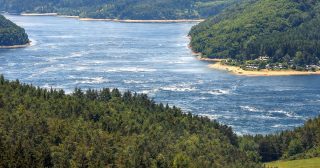 Zapomeňte na turistické taháky. Tahle rozhledna nabídne výhledy jako žádná jiná a na turisty tu skoro nenarazíte