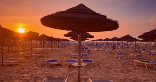 Kam letos k moři? Tohle jsou TOP destinace, které ovládnou letní dovolené