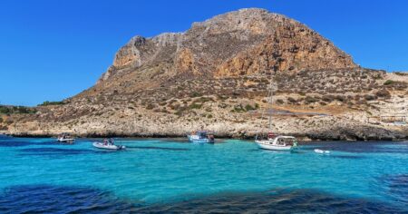 Evropský Zanzibar místo drahé exotiky. Češi objevují levnější cestu za jarním sluncem