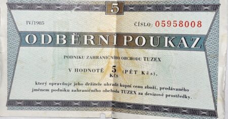 Za dob socialismu samozřejmost téměř v každé domácnosti. Dnes se prodává za miliony Kč