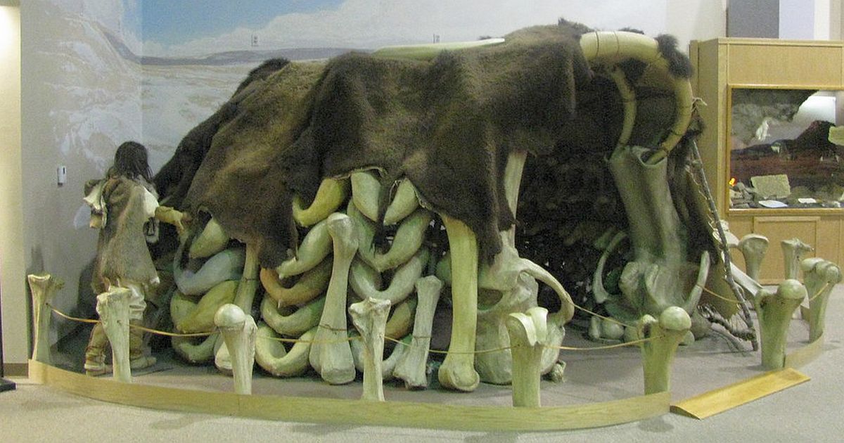 Před umrznutím chránily naše předky vynálezy z mamutích kostí. Byly geniální