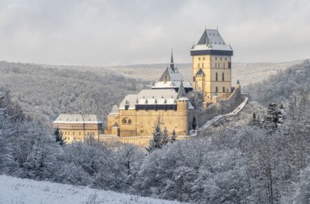 Kvíz: Nejznámější české historické stavby podle popisu. Vysoké skóre mají jen lidé s opravdovým rozhledem