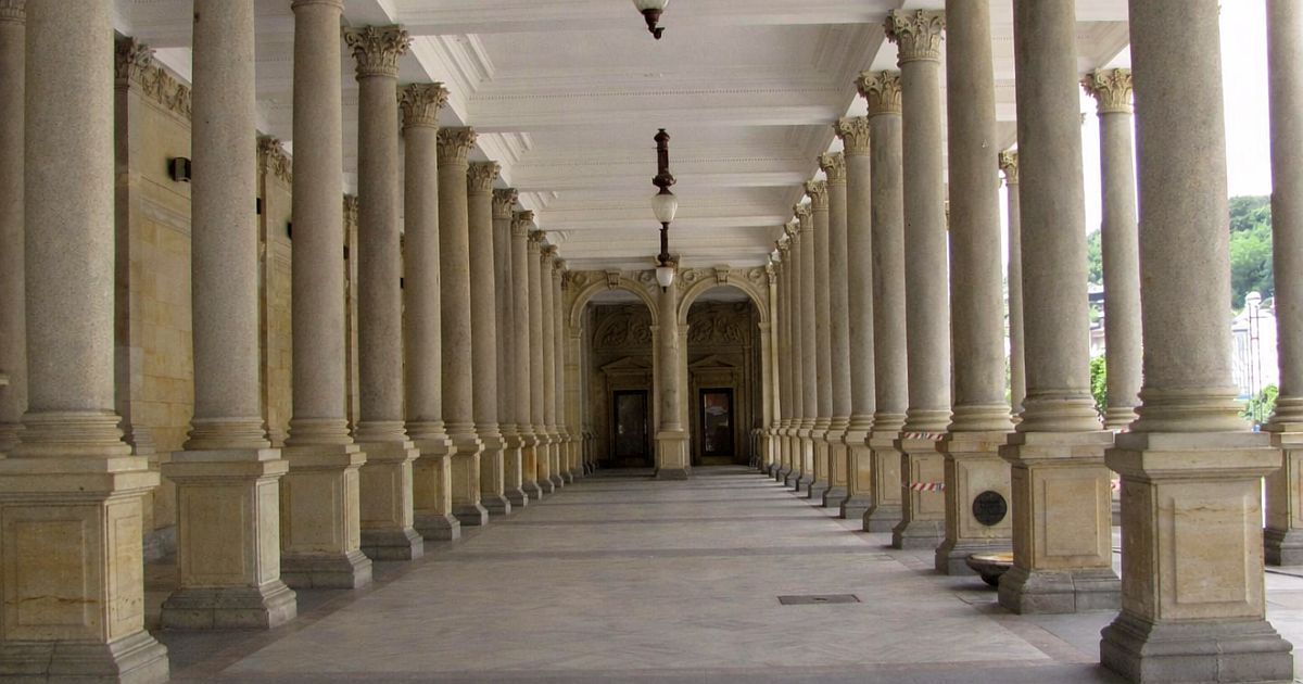 Opomíjená antika na západě Čech. Objevili jsme kolonádu, která strčí do kapsy i mnohá řecká letoviska