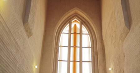 Temné kasematy Špilberku děsí dodnes. V okovech a tmě tu přežívali vězni, o jejich osudech kolují mrazivé legendy