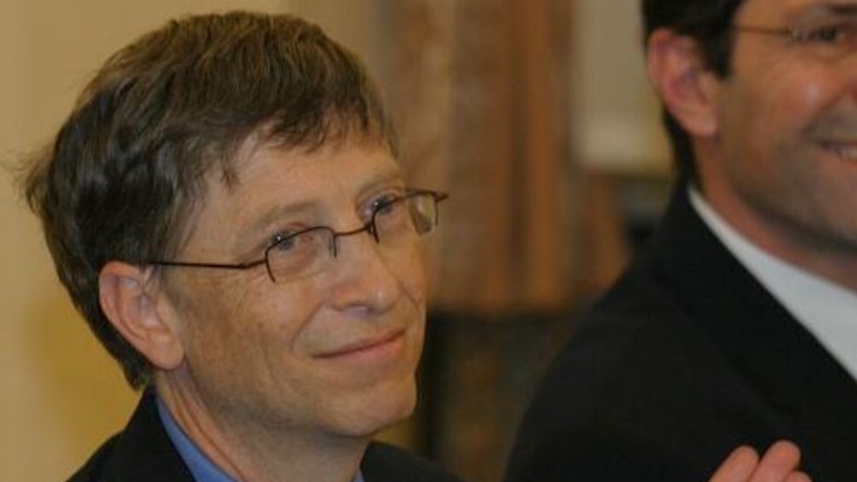 Bill Gates promluvil a svět se bojí: Jen tyto 3 profese přežijí útok umělé inteligence