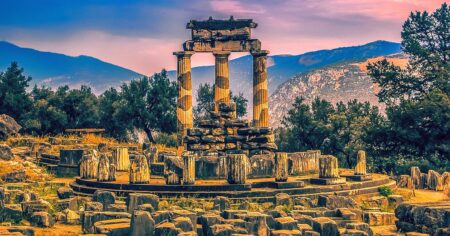 Jolanda by koukala: V Delfách věštily z výparů a v transu, pak jim ale křesťané udělali „velký špatný“