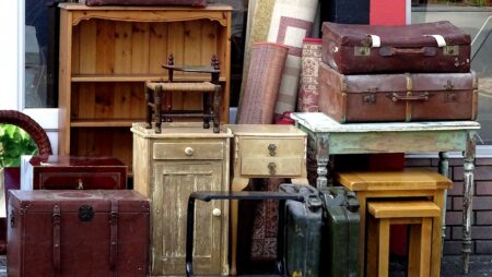 Staré trubky, nebo tisíce eur? Než vyhodíte nábytek po prarodičích, podívejte se na tohle