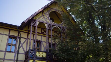 Největší lázeňský podraz? Zatímco se Češi mačkají v Mederu, kousek vedle leží nevyužitý poklad