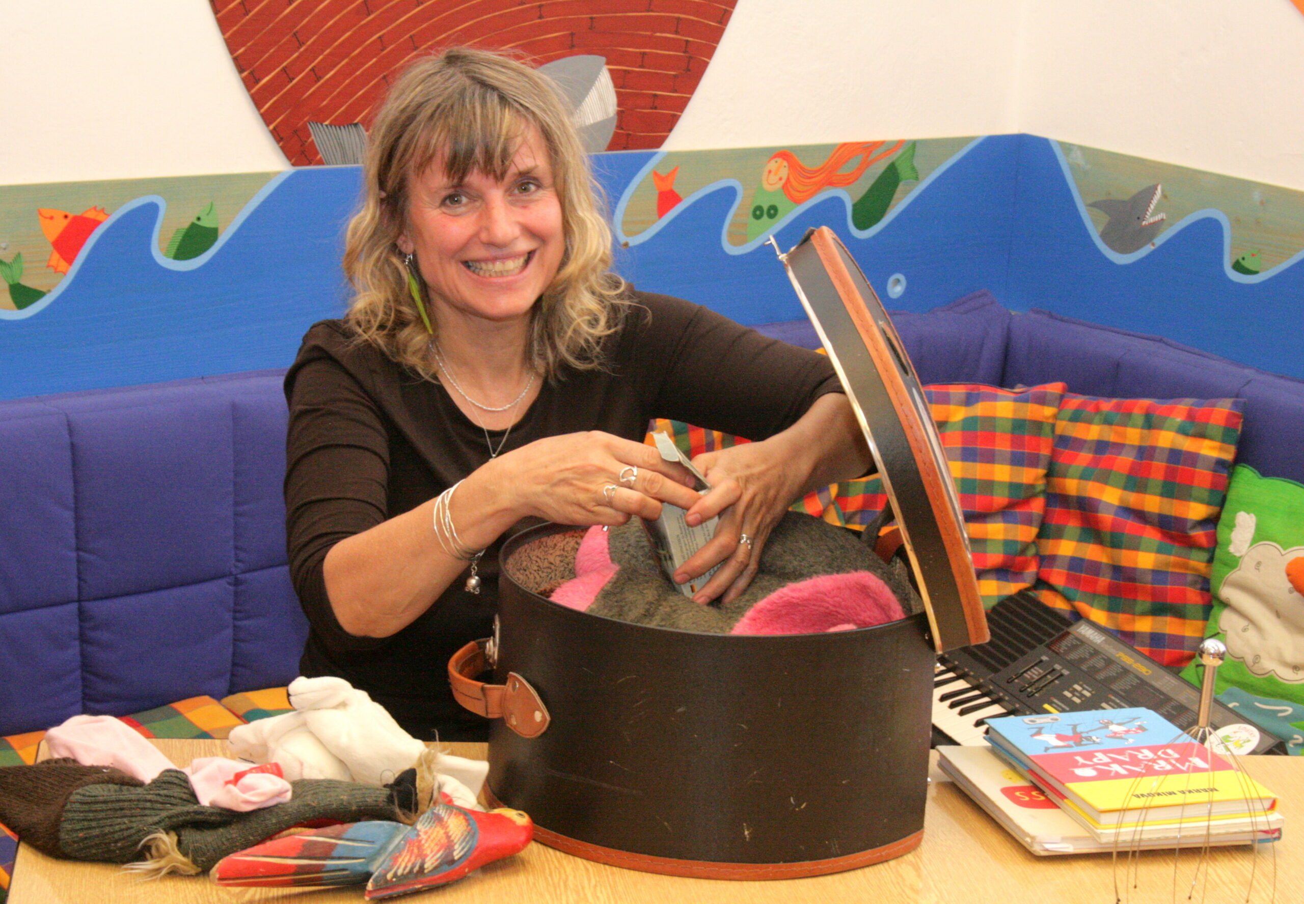 Honorář za Růženku byl k smíchu. Marka Míková dnes místo královské koruny krotí kytaru