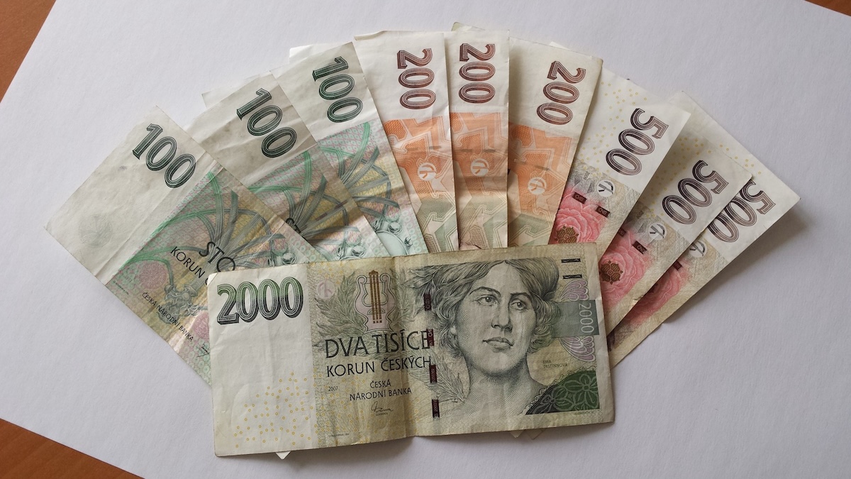 Chybný tisk vydělal majiteli balík: Obyčejná stovka má cenu pokladu