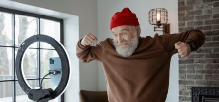 Patříte mezi elitu? 75 % lidí tenhle článek nasdílí, i když vůbec netuší, co je v něm napsáno