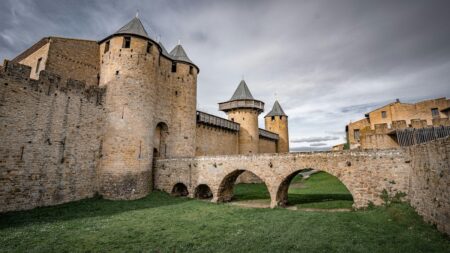 Cesta do středověku nebo past na turisty? Tohle jsme v uličkách Carcassonne nečekali