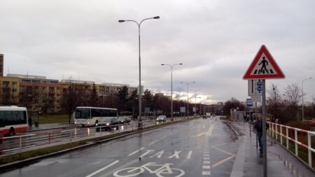 Praha stojí na prahu dopravního pekla! Klíčovou tepnu obsadí dělníci na dlouhé měsíce
