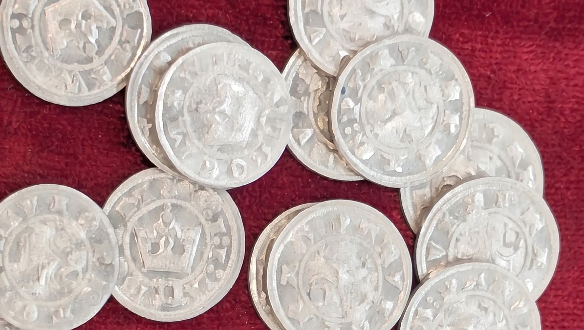 Za zazděnou zdí domu na Smíchově leželo 493 kg stříbra. Puncovní značka VA prozradila pravděpodobného majitele