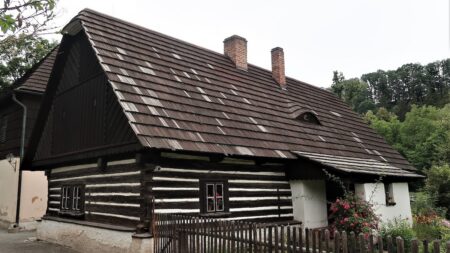Ratibořice a Babiččino údolí: Historické reálie odkrývají skutečnou identitu postav Boženy Němcové