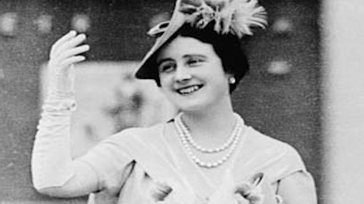 Elizabeth Bowes-Lyon přežila manžela o 50 let. Lékaři zkoumají, proč její tělo stárlo pomaleji než u ostatních Windsorů