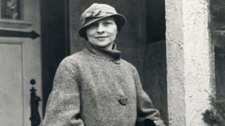Elizebeth Friedman rozlouskla 12 000 šifer tužkou a papírem. Americká vláda její jméno tajila desítky let