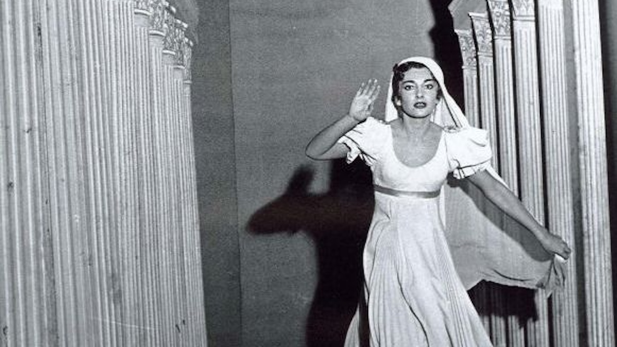 Maria Callas v Římě nedozpívala před prezidentem a její zdravotní kolaps přerostl v mediální kauzu