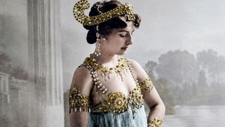 Mata Hari byla popravena za špionáž. Její případ dodnes provází legenda i pochybnosti