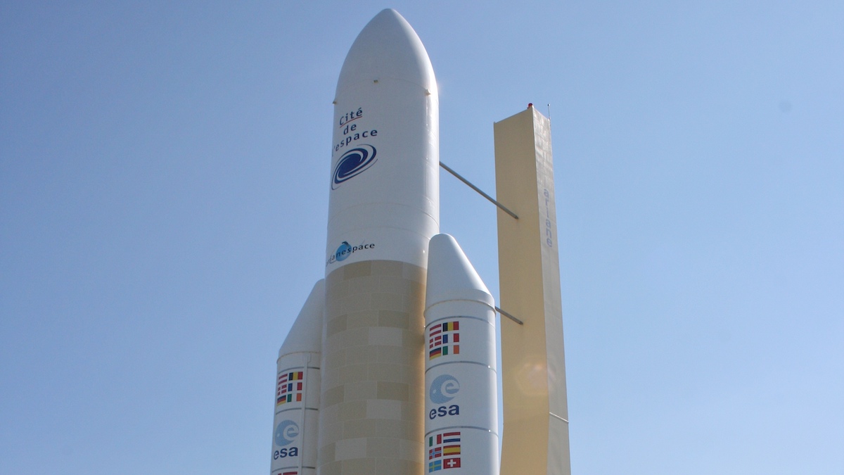 Ariane 5 havarovala po chybě při převodu čísel ve svém řídicím softwaru