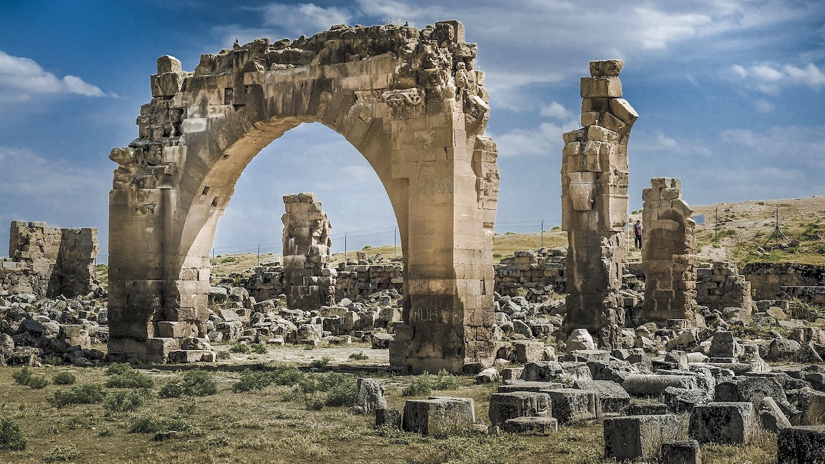 Příběhy o Ofiru spojují biblickou tradici, obchod se zlatem a nejistou geografii