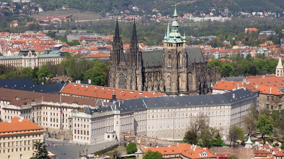 Pražský hrad skrývá desítky místností zavřených od roku 1918. Vstoupit nesmí ani průvodci, ani ochranка