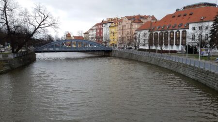 Z území Česka odtéká voda do Severního, Baltského a Černého moře, mnohdy rozhoduje rozdíl několika metrů
