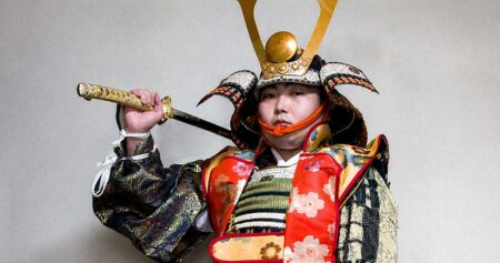 Óninova válka začala kvůli jednomu adopčnímu sporu. Právní mechanismus dědictví šógunátu rozložil Japonsko na sto let