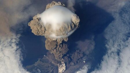 Minojská erupce na Théře bývá spojována s pozdějšími příběhy o ztracených říších