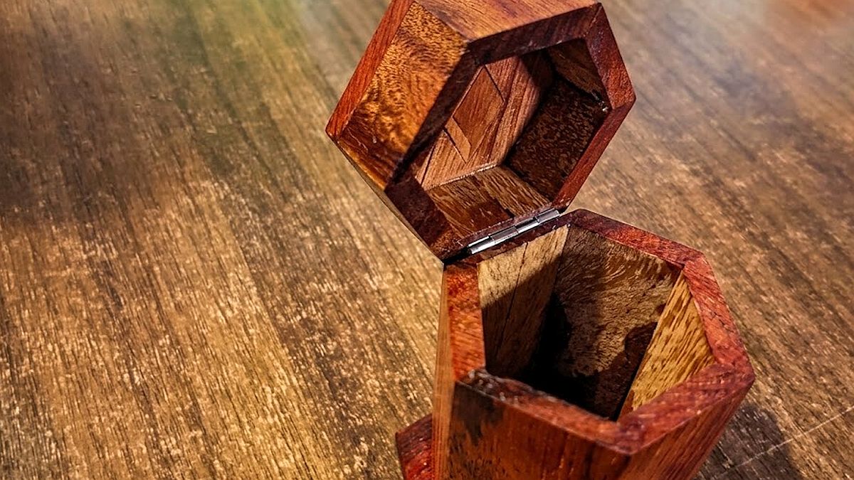 Poklad z prvorepublikové kuchyně: Obyčejné staré dózy na koření dnes stojí tisíce korun