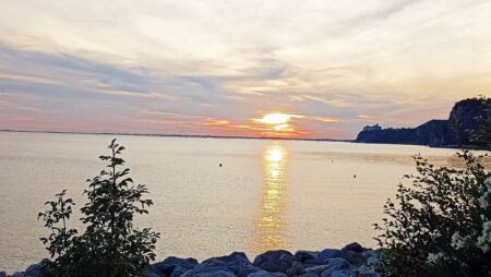 Gyros za 40 Kč a pláže bez davů. Albánie je levnější než Chorvatsko, protože její ceny stále kopírují místní kupní sílu, ne turistickou