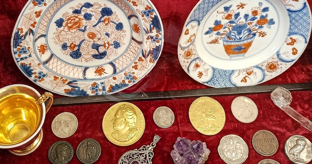 Potápěč u norského pobřeží narazil na loď ze 18. století plnou čínského porcelánu. Ležela 600 metrů pod hladinou, bez kyslíku, který by ji rozložil