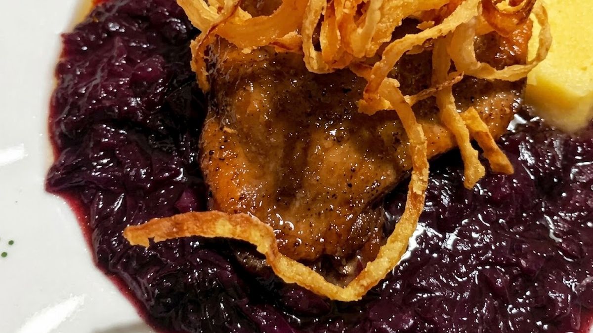 Starý chorvatský recept na dušené zelí řeší problém, který Češi opakují roky. Jedna přísada na konci změní chemii celého hrnce
