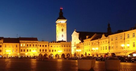 České Budějovice mají náměstí, které ohromí i Brity. Jeho rozloha souvisí s městským plánem z 13. století